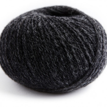 Пряжа LAMANA Shetland &mdash; 100% шерсть, 140м/25г. Премиум качество для ваших проектов. ✓ В наличии ✓ Доставка по Минску и РБ

